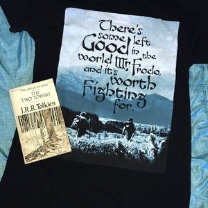 Cute Lord of the Rings Samwise shirt 😊